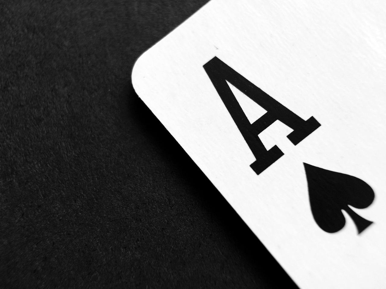 Online ve Canlı Poker Farkları
